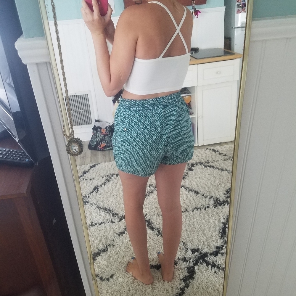 H&M shorts - Picture 4 of 7